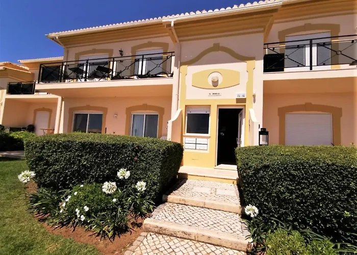 Boavista 73 * Lagos
