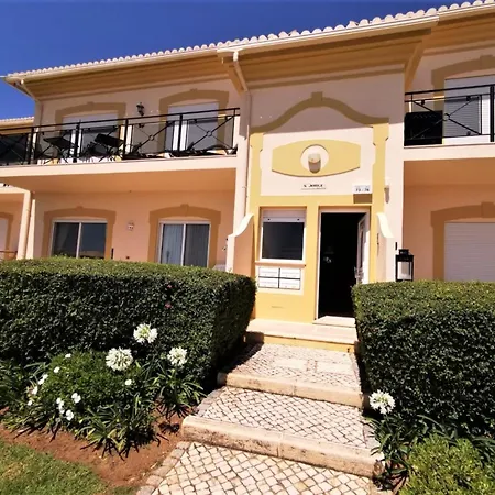 Boavista 73 * Lagos